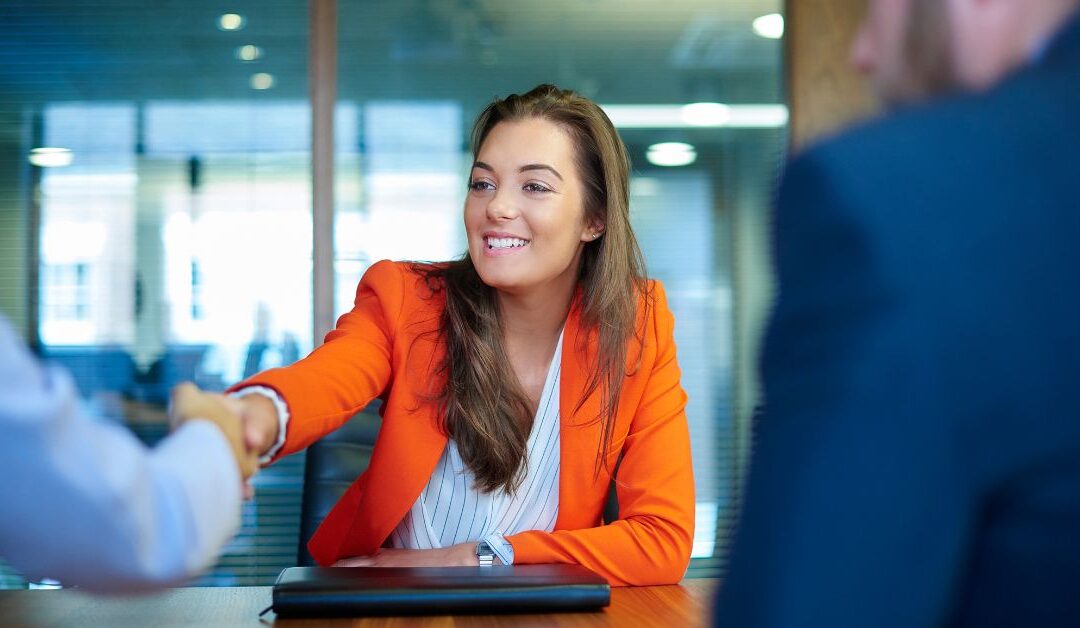 The Silent Interviewer: How Body Language Can Make or Break Your Job Interview