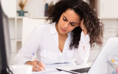 5 Signs You Have A Controlling Manager!