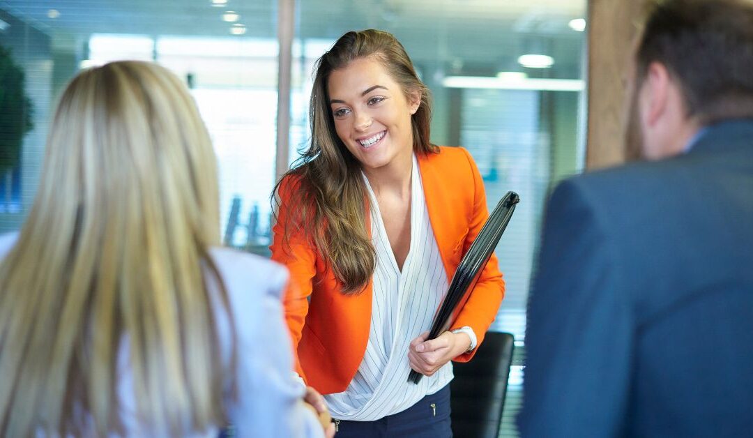 How to Make a Lasting Impression in the First 5 Minutes of an Interview